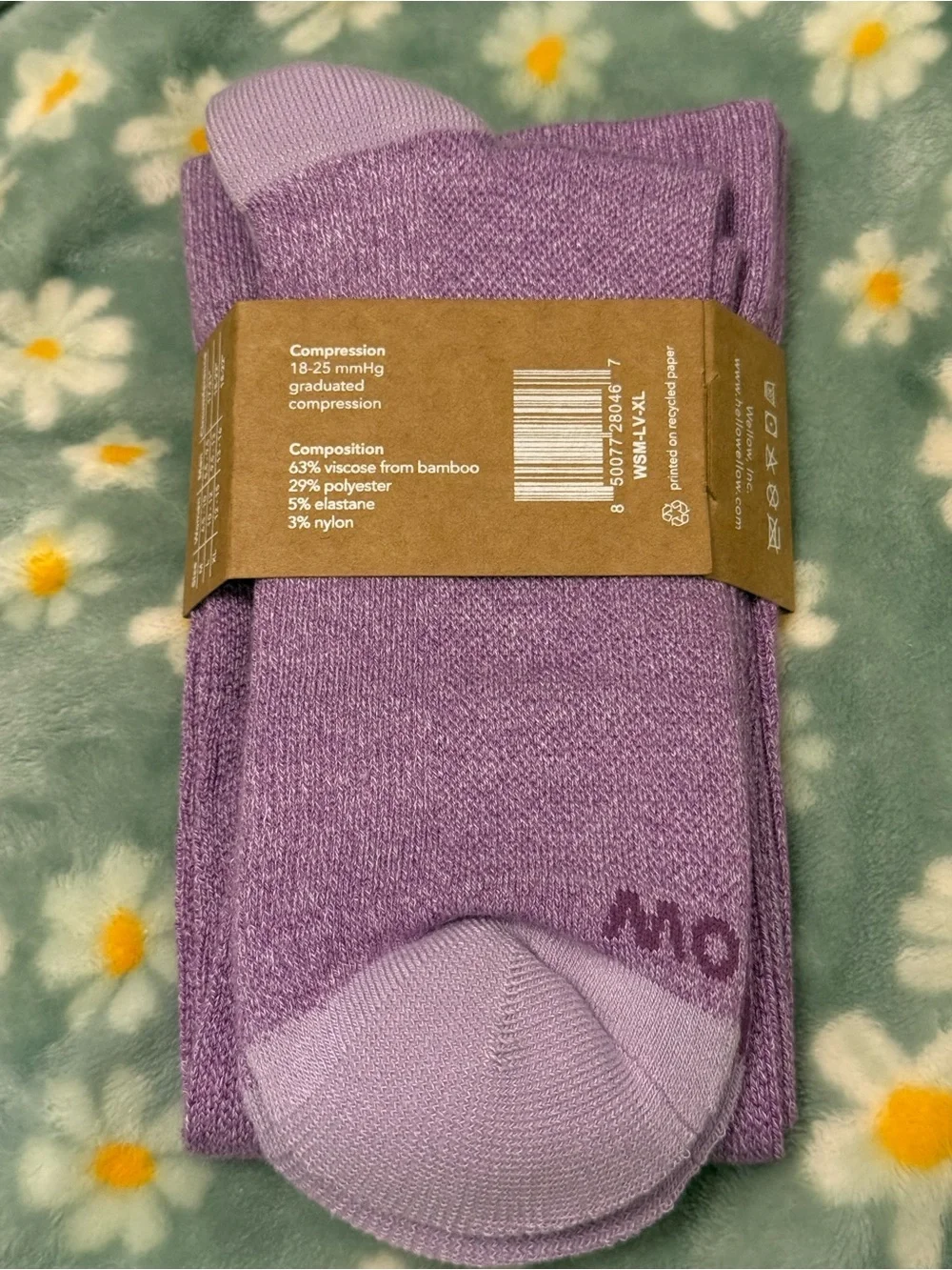 Wellow Lavender Twist Wide Calf Knee High Aerolite+ Compression Socks - size XL